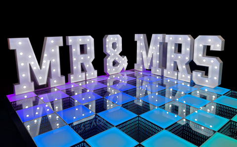 4ft Large Wooden Frame "MR & MRS" Marquee Letter Signs with Light Bulbs